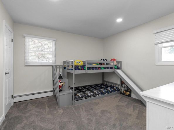 702 10th Avenue, East Northport NY 11731