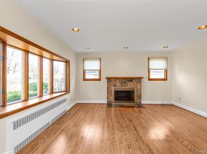 10 Fairfield Avenue, Port Washington NY 11050