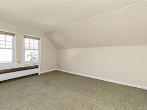 10 Fairfield Avenue, Port Washington NY 11050