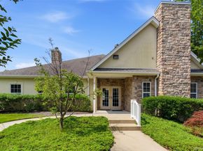 28 Steven Circle, Dix Hills NY 11746