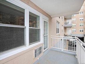 522 Shore Road 1D, Long Beach NY 11561