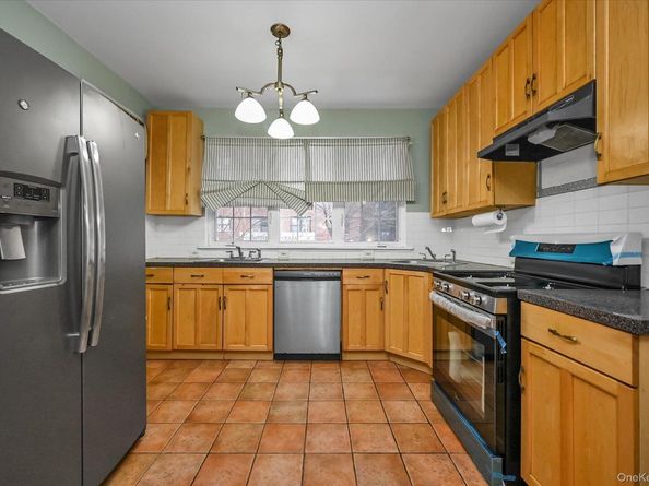 9825 67th Avenue, Rego Park NY 11374