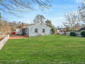 39 Kay Road, Calverton NY 11933