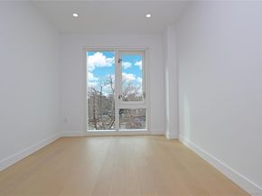 15002 Northern Bloulevard 3G, Flushing NY 11354