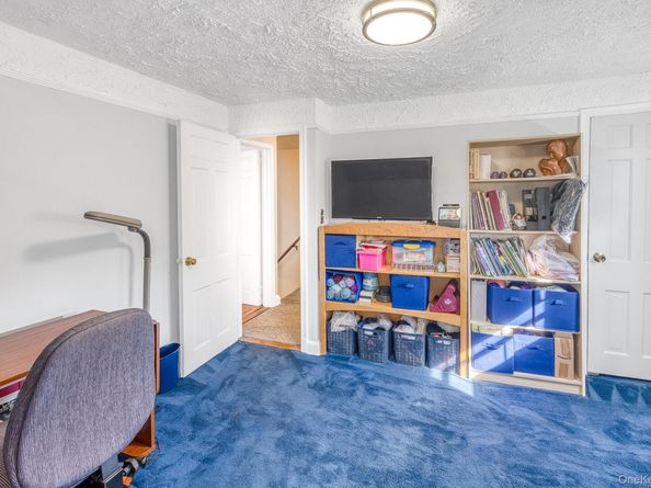 2531 Mount Avenue, Oceanside NY 11572