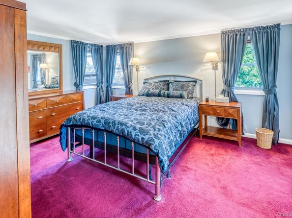 2531 Mount Avenue, Oceanside NY 11572