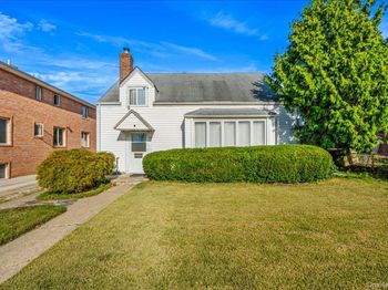 64-65 Cloverdale Boulevard