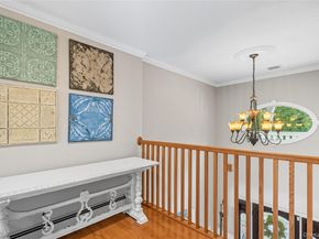 16 Pine Road, Syosset NY 11791