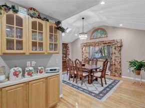 10 Pardam Knoll Drive, Miller Place NY 11764