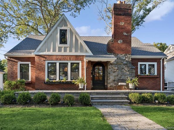 19 Margaret Boulevard, Merrick NY 11566
