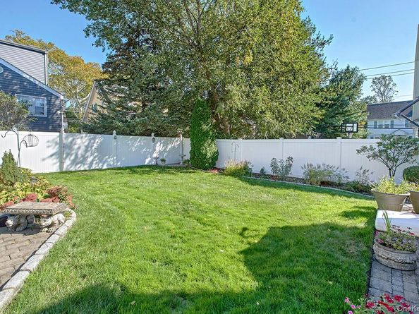 72 Ogden Avenue, White Plains NY 10605