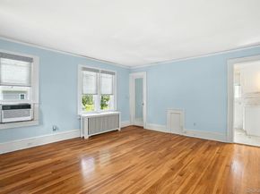 11 Robinhood Road, White Plains NY 10605