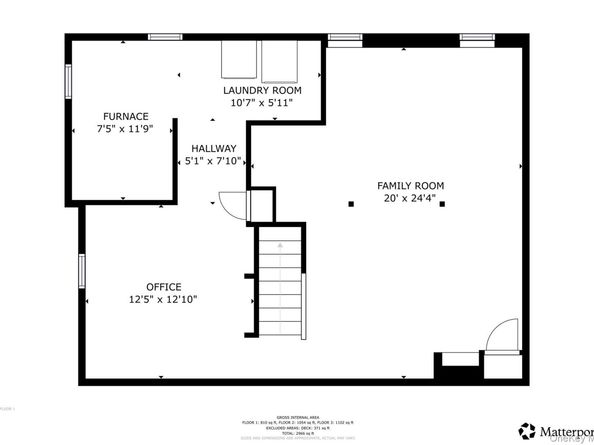 24 Dulittle Street, North Babylon NY 11703