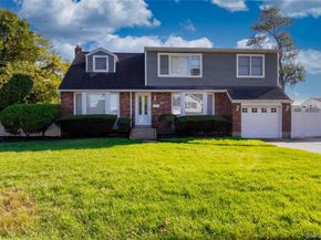 24 Dulittle Street, North Babylon NY 11703