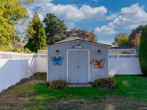 24 Dulittle Street, North Babylon NY 11703
