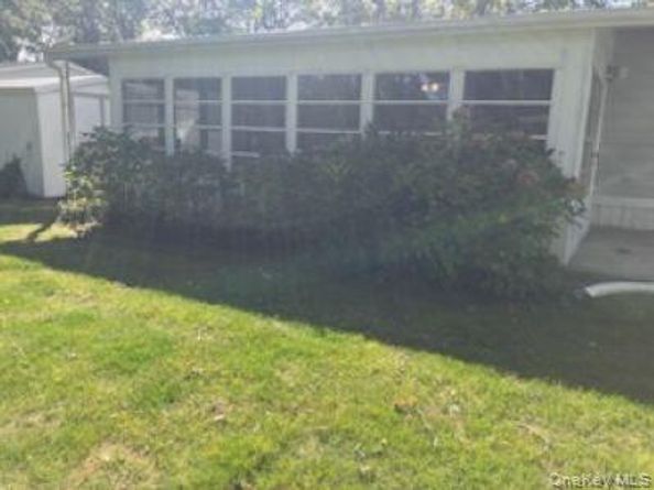 465 Old Country Road 465, Riverhead NY 11901
