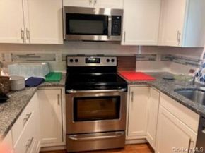 465 Old Country Road 465, Riverhead NY 11901