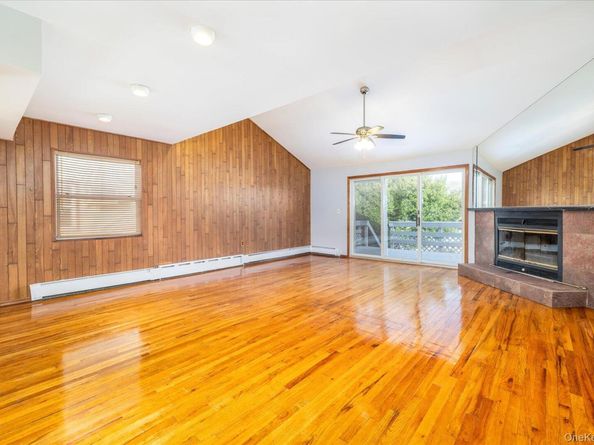 69 E 1st Street, Freeport NY 11520