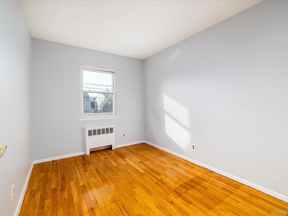 69 E 1st Street, Freeport NY 11520