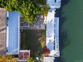 69 E 1st Street, Freeport NY 11520