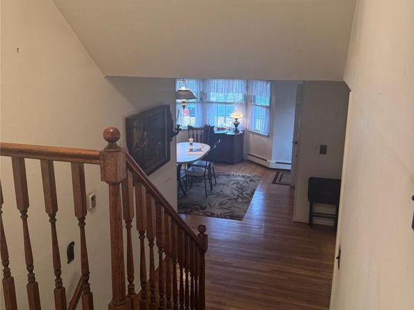 91 8th Ave, Kings Park NY 11754