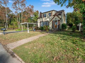 77 Duke Street, Deer Park NY 11729
