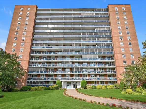 9737 63rd Road 2J, Rego Park NY 11374