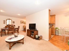 60 Hempstead Avenue 1H, Lynbrook NY 11563
