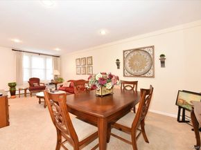 60 Hempstead Avenue 1H, Lynbrook NY 11563