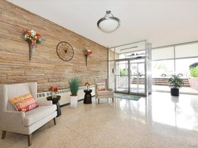 60 Hempstead Avenue 1H, Lynbrook NY 11563
