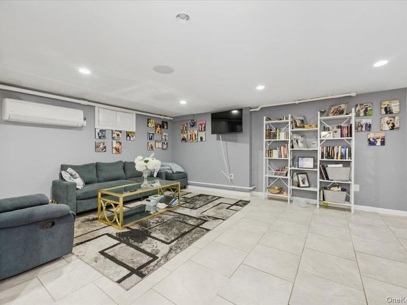 278 Morris Avenue, Inwood NY 11096