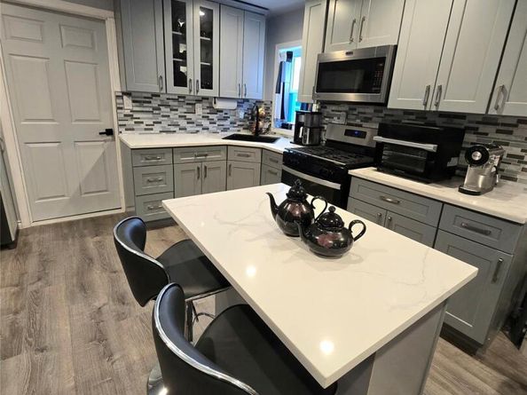 111-18 124th Street, Richmond Hill NY 11420