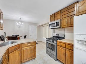 30 Andover Lane, Hicksville NY 11801