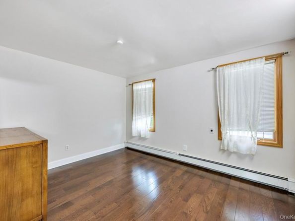 30 Andover Lane, Hicksville NY 11801