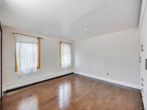 30 Andover Lane, Hicksville NY 11801