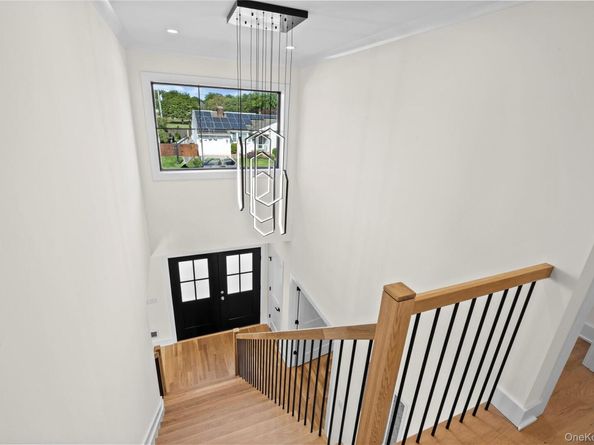121 Dean Street, Hicksville NY 11801