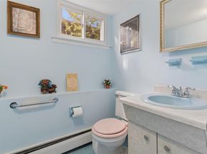 60 Catherine Street, Valley Stream NY 11581