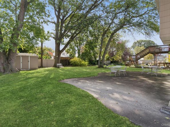 60 Catherine Street, Valley Stream NY 11581