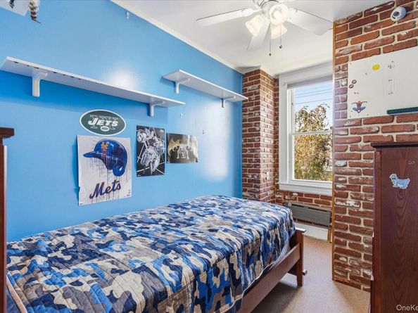 6509 77th Place Place, Middle Village NY 11379