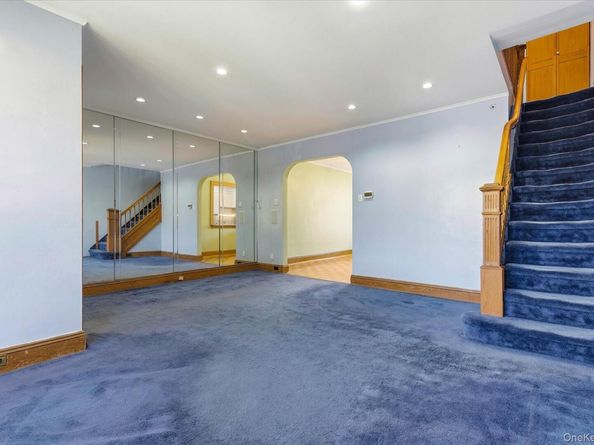 6509 77th Place Place, Middle Village NY 11379