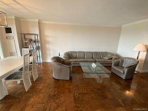 27010 Grand Central Parkway 8H, Floral Park NY 11005