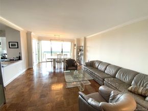 27010 Grand Central Parkway 8H, Floral Park NY 11005