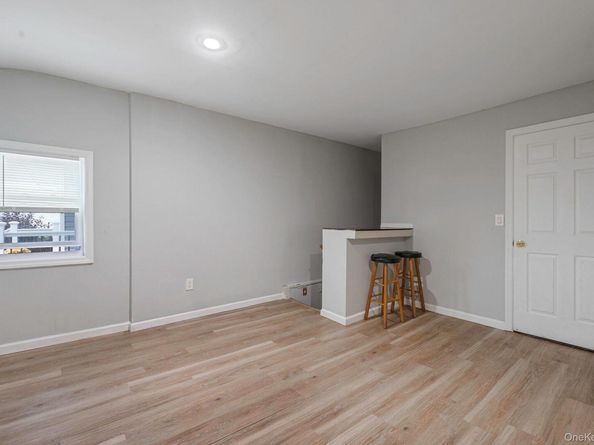 21 Francisco Avenue, Central Islip NY 11722