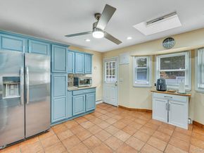 21 Francisco Avenue, Central Islip NY 11722
