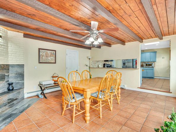 21 Francisco Avenue, Central Islip NY 11722