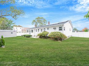 21 Francisco Avenue, Central Islip NY 11722