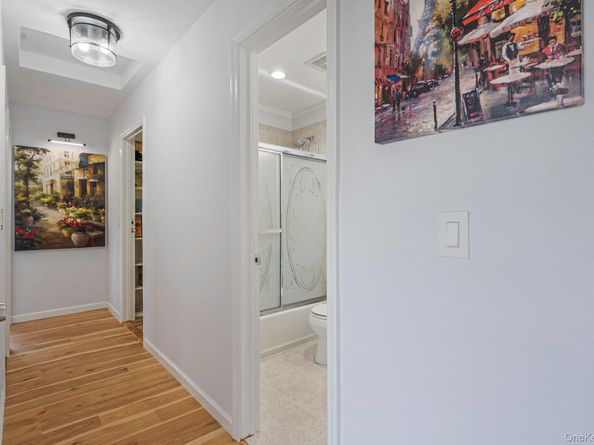 21 Francisco Avenue, Central Islip NY 11722