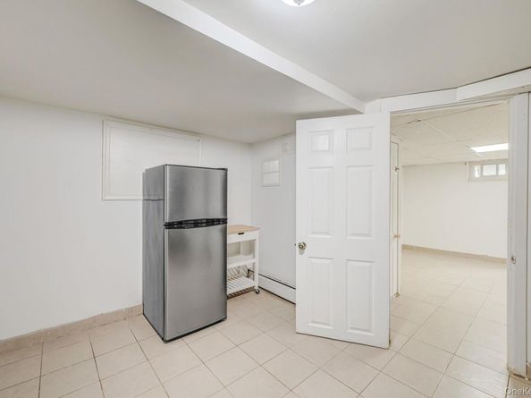 21 Francisco Avenue, Central Islip NY 11722