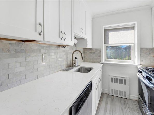 20 Secor Place 2T, Yonkers NY 10704