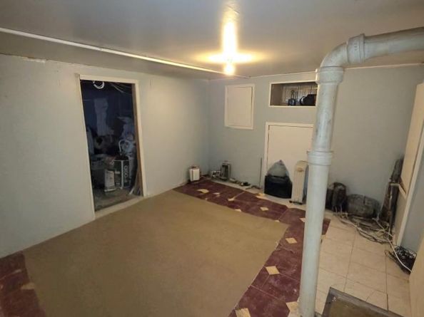 1024 Mahopac, West Hempstead NY 11552